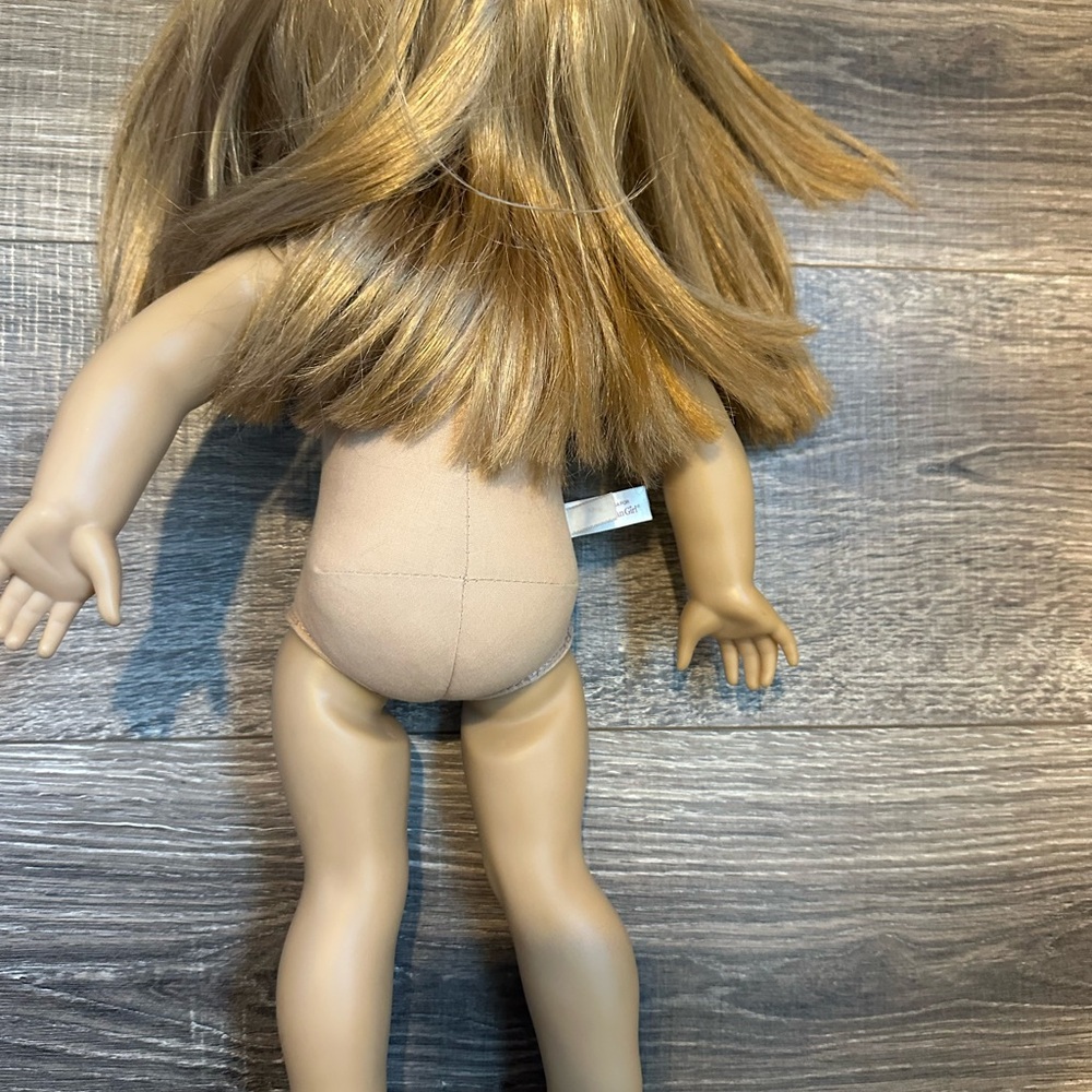 American Girl Doll with Golden Brown Hair and Brown Eyes - Picture 7 of 14